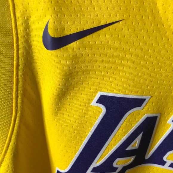Lakers Alonzo Ball Jersey - Picture 3 of 4